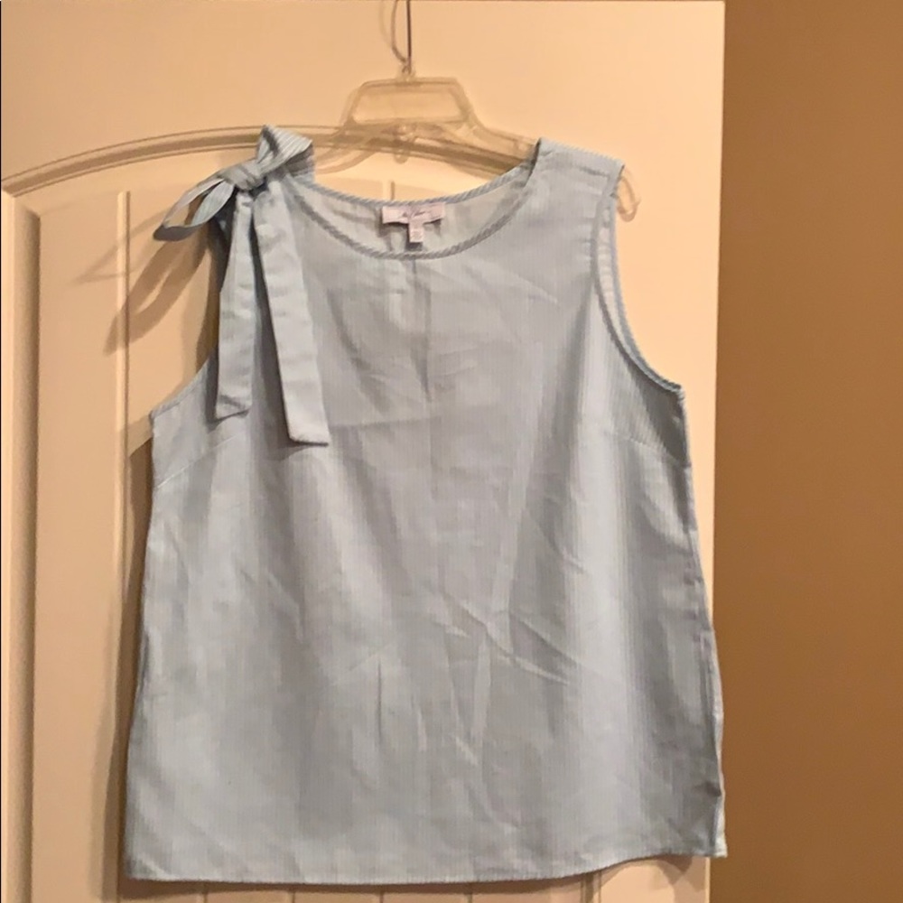 Brand New Tank with Bow